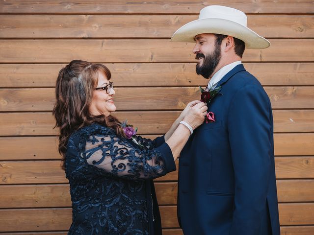 James and Heather&apos;s Wedding in Burnet, Texas 27