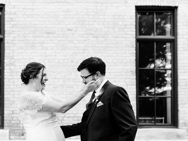 Tom and Becca&apos;s Wedding in Milwaukee, Wisconsin 16