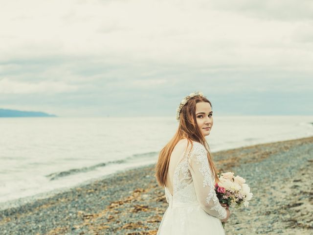 Chris and Abigail&apos;s Wedding in Homer, Alaska 5