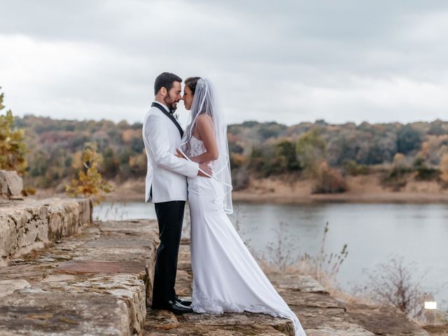 Michael and Kristy's Wedding in Clarksville, Tennessee 15