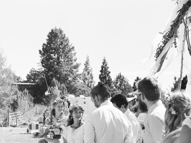 Eric and Madeline&apos;s Wedding in Bend, Oregon 17