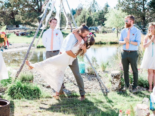 Eric and Madeline&apos;s Wedding in Bend, Oregon 19