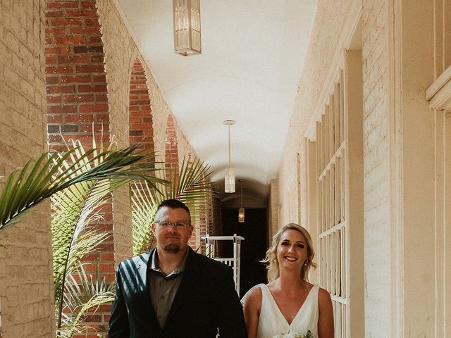 Tim and Lexi&apos;s Wedding in Omaha, Nebraska 6