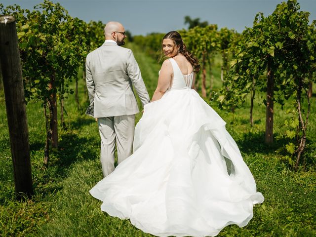 Luke and Michelle's Wedding in Hebron, Illinois 15
