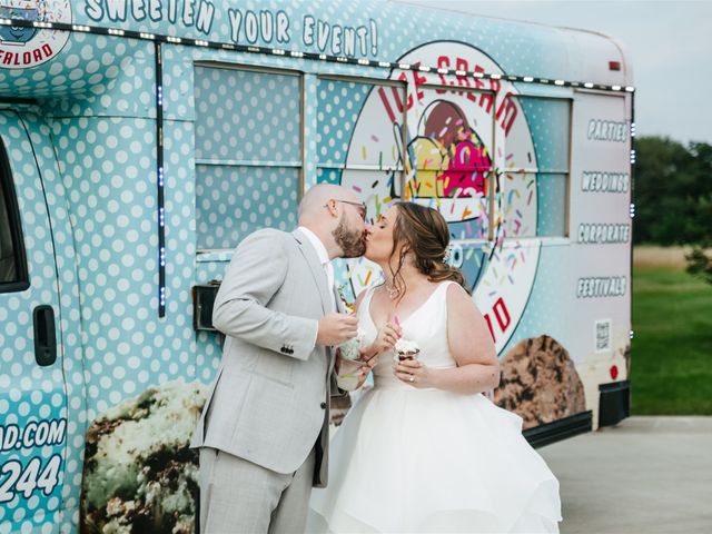 Luke and Michelle's Wedding in Hebron, Illinois 123