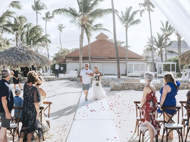Brad and Savannah&apos;s Wedding in Punta Cana, Dominican Republic 42