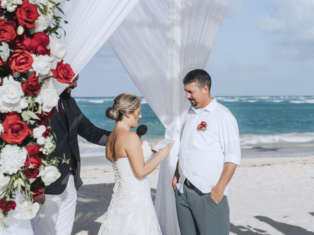 Brad and Savannah&apos;s Wedding in Punta Cana, Dominican Republic 46