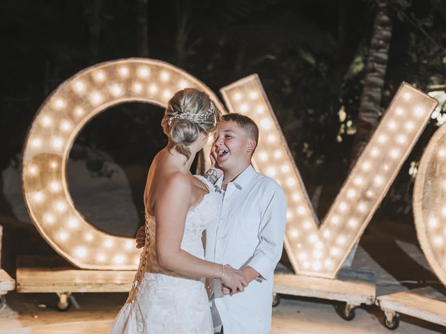 Brad and Savannah&apos;s Wedding in Punta Cana, Dominican Republic 75