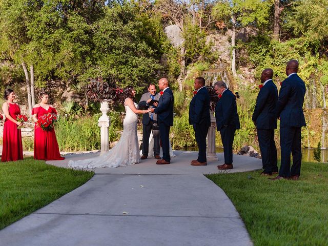 Donnie and Lysha&apos;s Wedding in Spring Branch, Texas 4
