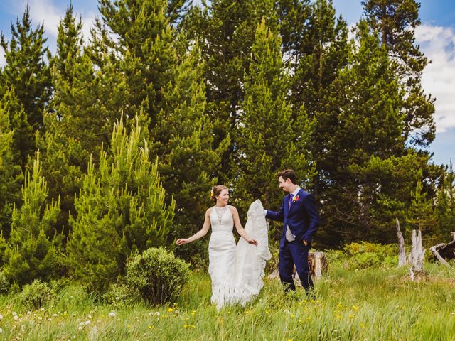 Eddie and Lucy&apos;s Wedding in Grand Lake, Colorado 14