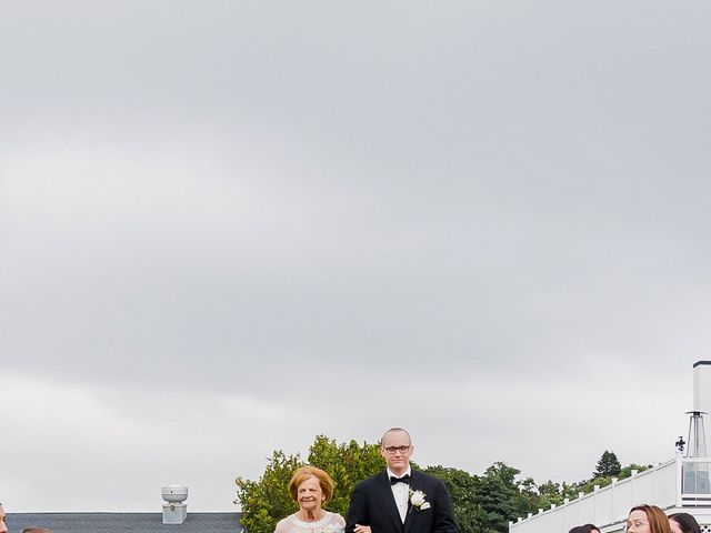 Kevin and Marissa&apos;s Wedding in Warwick, Rhode Island 17