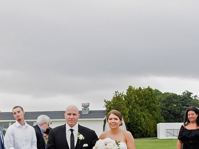 Kevin and Marissa&apos;s Wedding in Warwick, Rhode Island 20