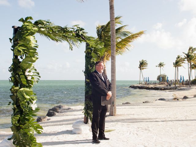 Rafael and Cindy&apos;s Wedding in Islamorada, Florida 8