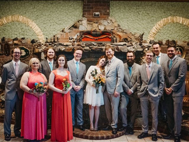 Candice and Zack&apos;s Wedding in Saint Louis, Missouri 23