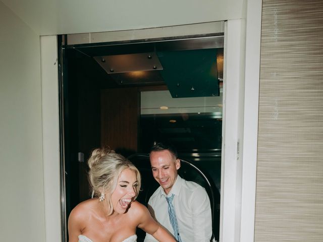 Kaitlyn and Carlo's Wedding in Noord, Aruba 3