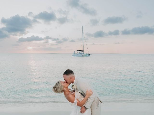 Kaitlyn and Carlo's Wedding in Noord, Aruba 17