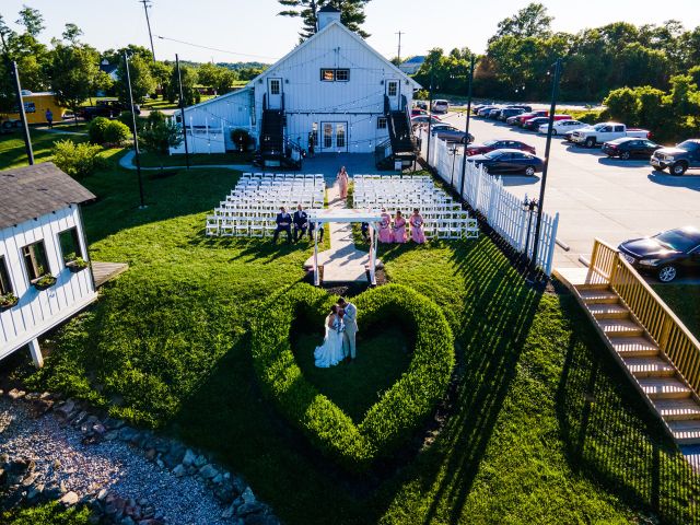 Courthey and Isaiah&apos;s Wedding in Dry Ridge, Kentucky 5
