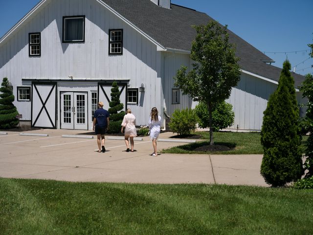 Courthey and Isaiah&apos;s Wedding in Dry Ridge, Kentucky 8