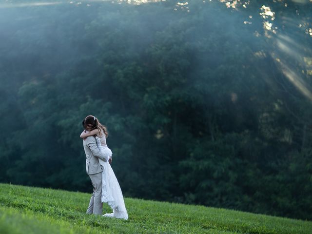 Courthey and Isaiah&apos;s Wedding in Dry Ridge, Cayman Islands 28