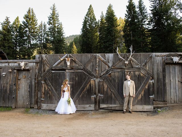 Joanna and Joshua&apos;s Wedding in Emigrant, Montana 20
