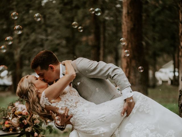 Jesston and Melissa's Wedding in Bend, Oregon 4