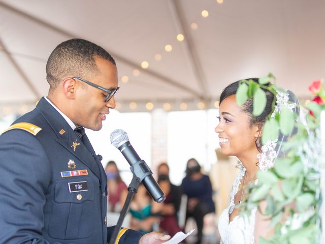 Gordon and Chelsea&apos;s Wedding in Yorktown, Virginia 13