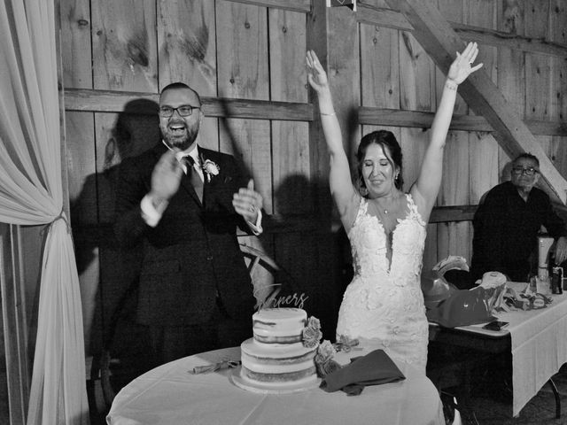 Lauren and Bryan&apos;s Wedding in Uxbridge, Massachusetts 11