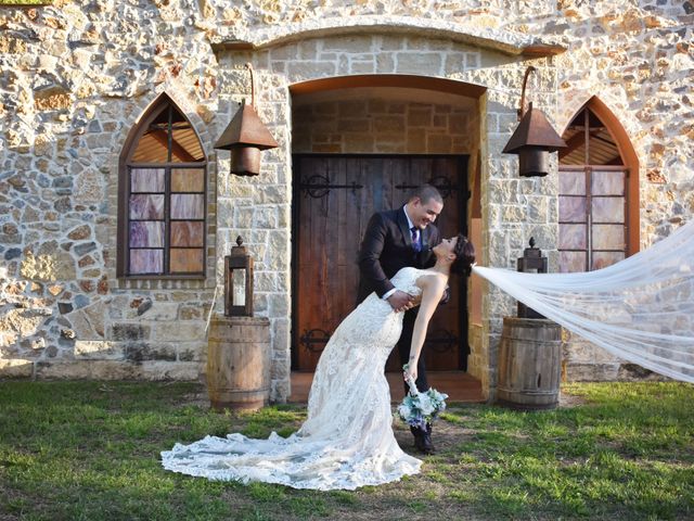 Ashley and Derek&apos;s Wedding in Weatherford, Texas 7