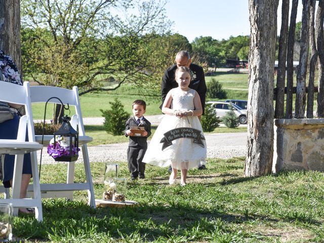 Ashley and Derek&apos;s Wedding in Weatherford, Texas 17