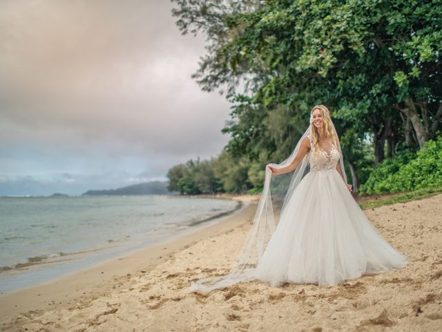 Marco and Ashley&apos;s Wedding in Princeville, Hawaii 16