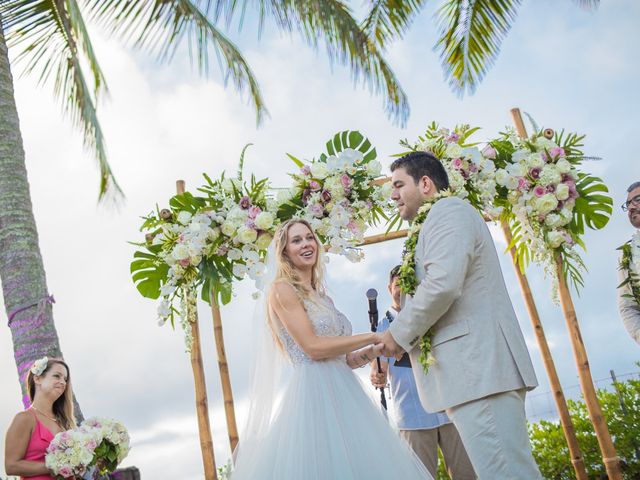 Marco and Ashley&apos;s Wedding in Princeville, Hawaii 24