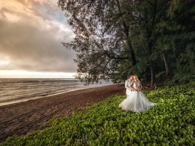 Marco and Ashley&apos;s Wedding in Princeville, Hawaii 47