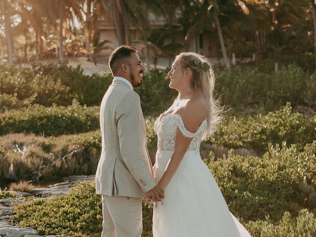 Josefine and Ignacio&apos;s Wedding in Cancun, Mexico 10