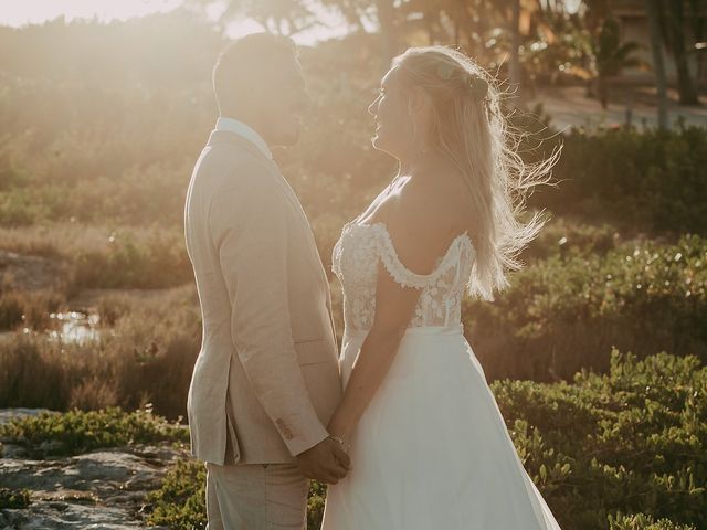 Josefine and Ignacio&apos;s Wedding in Cancun, Mexico 11