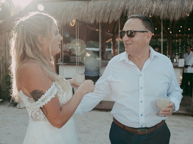 Josefine and Ignacio&apos;s Wedding in Cancun, Mexico 14