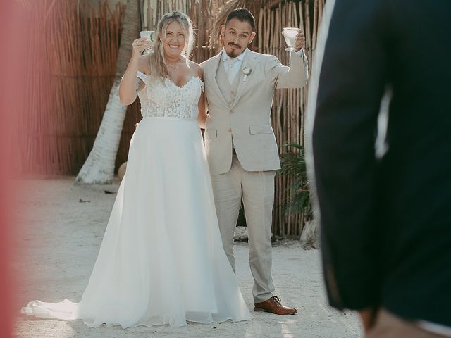 Josefine and Ignacio&apos;s Wedding in Cancun, Mexico 15