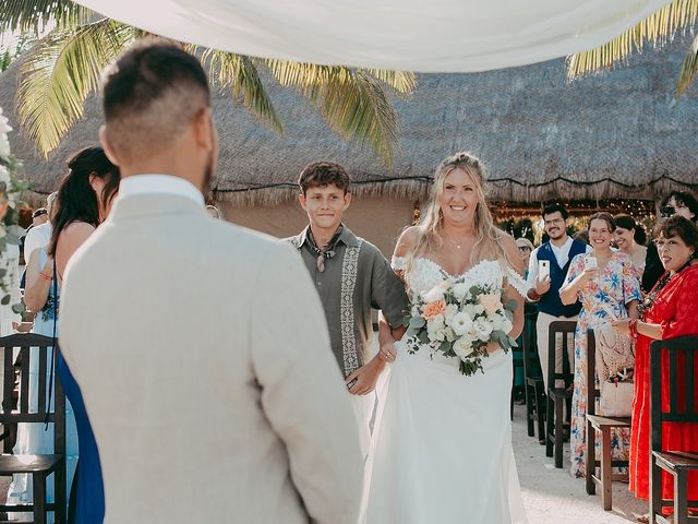 Josefine and Ignacio&apos;s Wedding in Cancun, Mexico 20