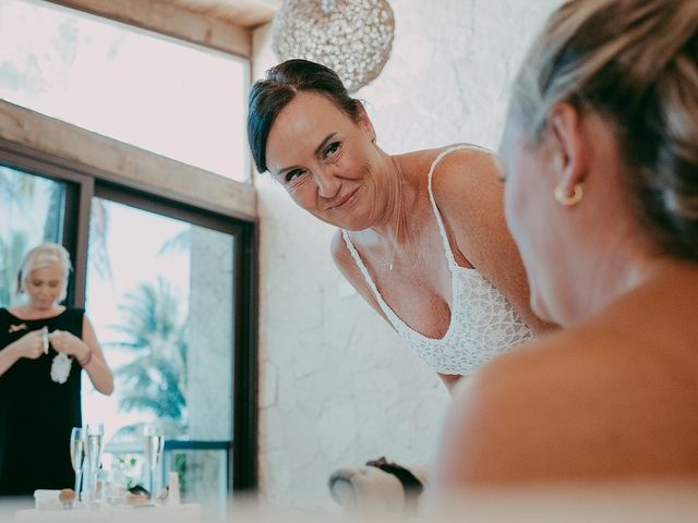 Josefine and Ignacio&apos;s Wedding in Cancun, Mexico 33