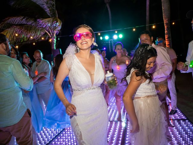 Andy and Cinthia&apos;s Wedding in Playa del Carmen, Mexico 29