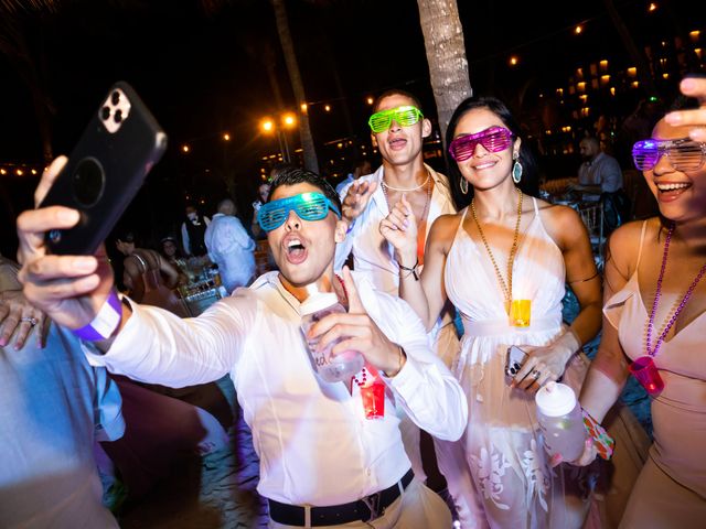 Andy and Cinthia&apos;s Wedding in Playa del Carmen, Mexico 30