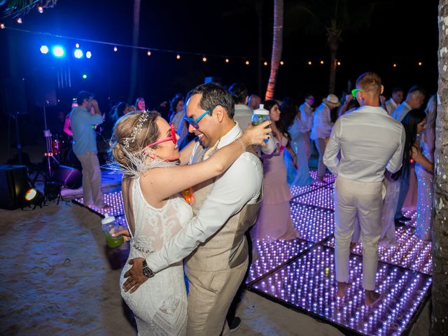 Andy and Cinthia&apos;s Wedding in Playa del Carmen, Mexico 31