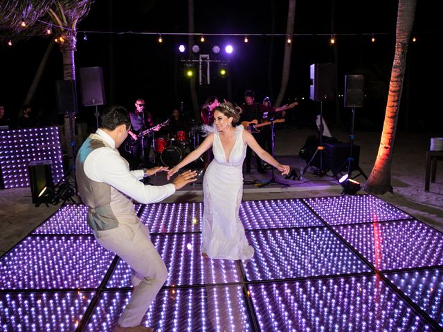 Andy and Cinthia&apos;s Wedding in Playa del Carmen, Mexico 42