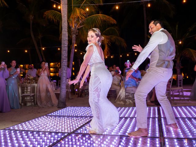 Andy and Cinthia&apos;s Wedding in Playa del Carmen, Mexico 45