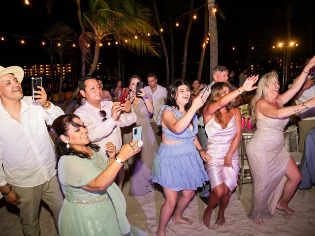 Andy and Cinthia&apos;s Wedding in Playa del Carmen, Mexico 46