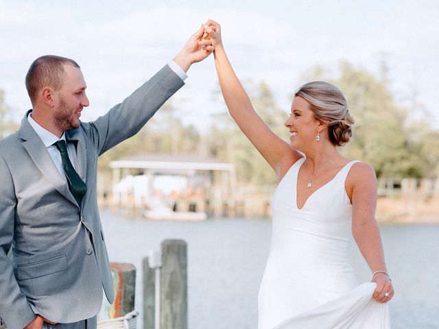 Johnny and Kelsey&apos;s Wedding in Poquoson, Virginia 8