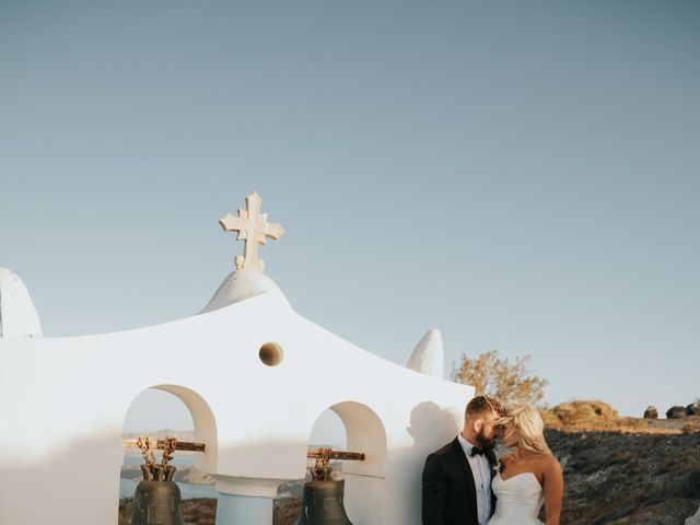 Taylor and Tom&apos;s Wedding in Santorini, Greece 40