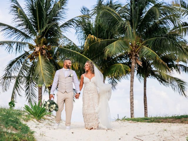 Shawn and Ana&apos;s Wedding in Cancun, Mexico 31