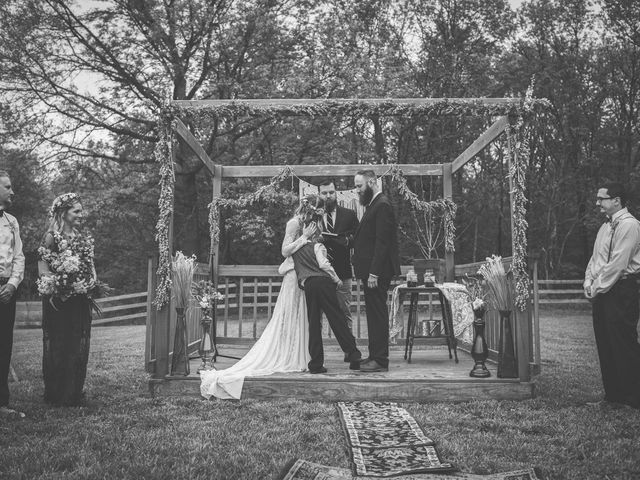 Andrew and Kimmie&apos;s Wedding in Iuka, Illinois 9