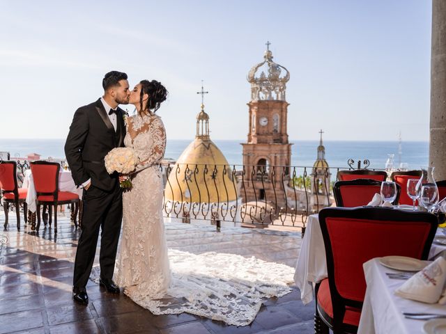 Amber and Christian's Wedding in Puerto Vallarta, Mexico 22