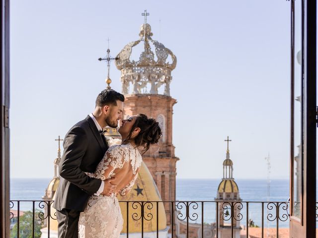 Amber and Christian's Wedding in Puerto Vallarta, Mexico 24